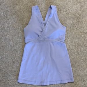 🍋 EUC LuLulemon Lilac Wide Strap Yoga Tank Top - Size 6 🍋